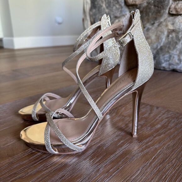 Jewel Badgley Mischka Galen Platform Glitter Evening Shoe in Gold - Picture 6 of 9